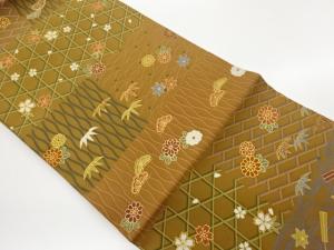 金彩変わり横段に花葉・古典柄模様名古屋帯